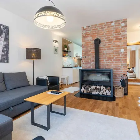 Apartma Pecek