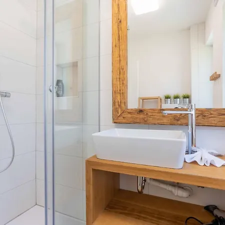 Apartma Pecek Apartment